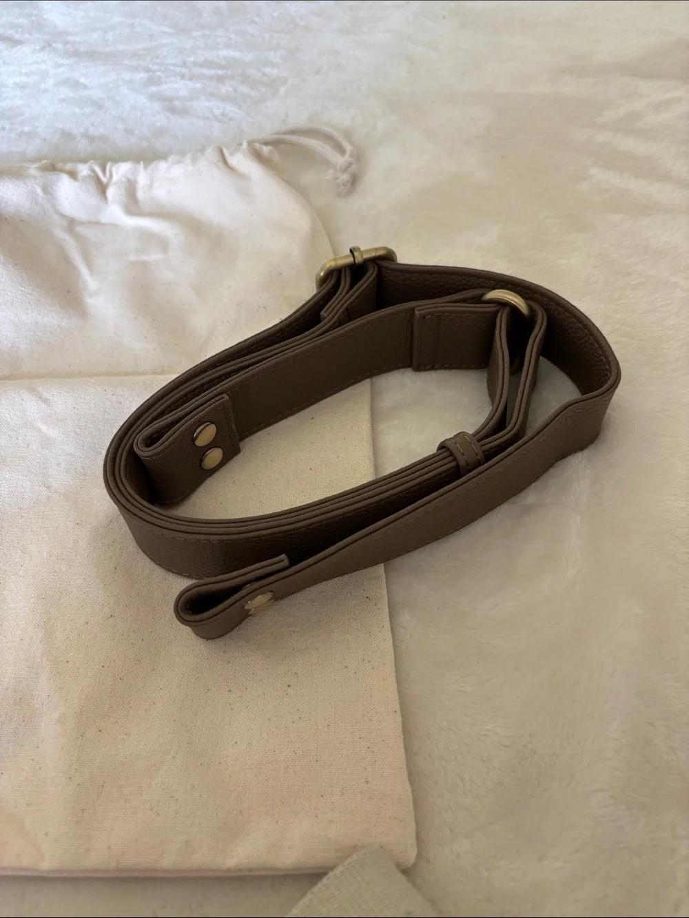 Andar brown leather